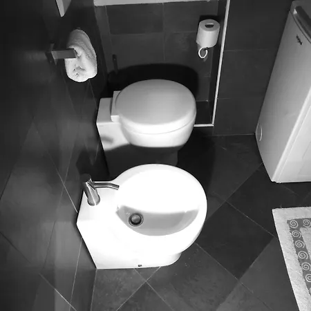 Dormire In Centro Galleria 16 Trieste